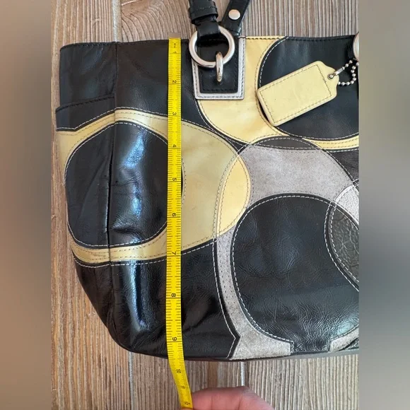 2010 Coach Opt Art Signature Patent Leather Black and Yellow Tote Bag - Picture 8 of 11